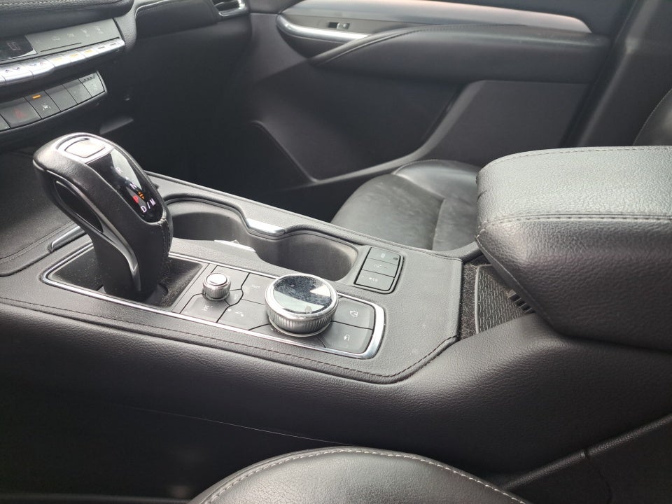 2019 Cadillac XT4 FWD Premium Luxury