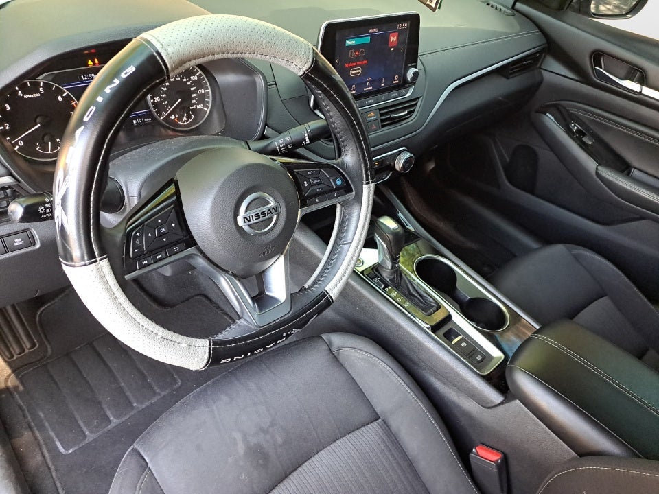 2021 Nissan Altima SV FWD