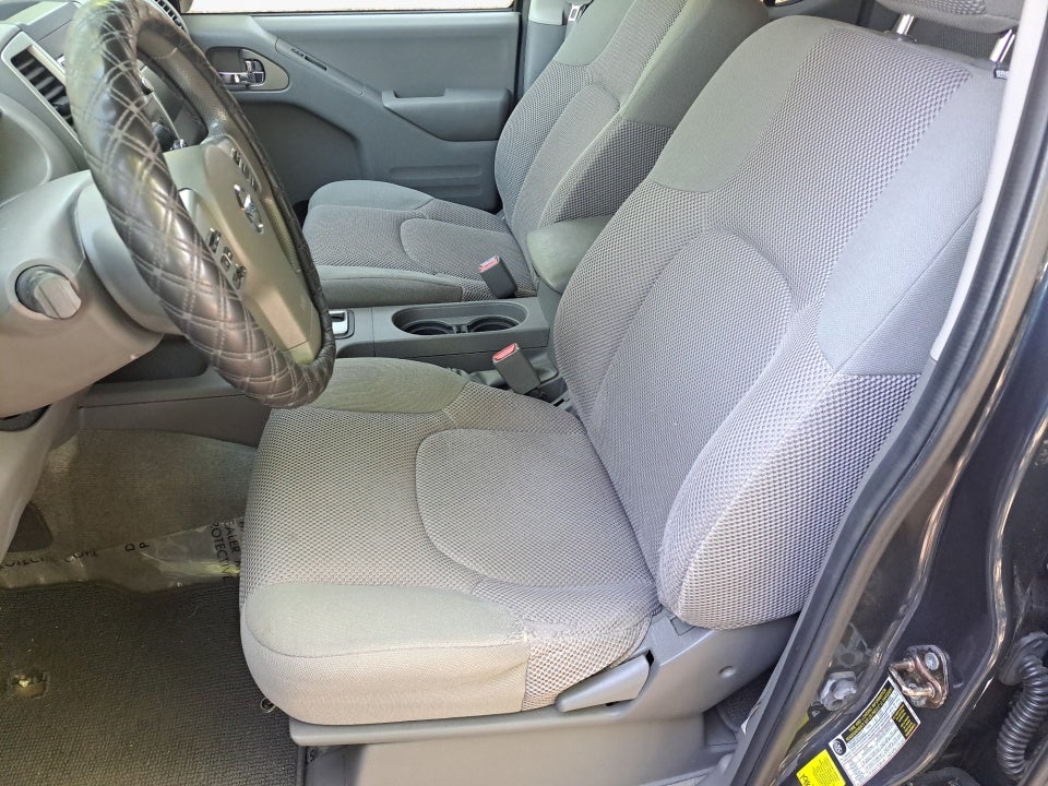 2015 Nissan Frontier SV