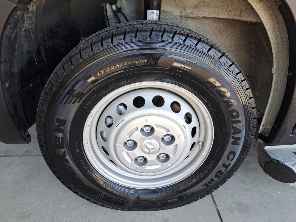 2025 RAM ProMaster 2500 Cargo Van Tradesman Low Roof 136" WB w/Pass Seat
