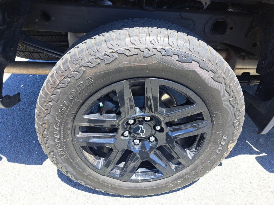 2023 Chevrolet Silverado 1500 4WD Crew Cab Short Bed LT Trail Boss