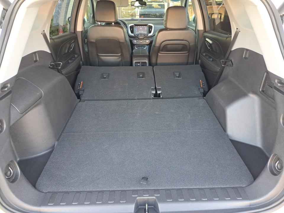 2024 GMC Terrain AWD SLT