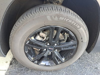 2024 GMC Terrain AT4
