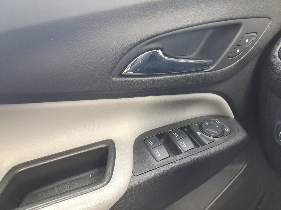 2020 Chevrolet Equinox FWD LS