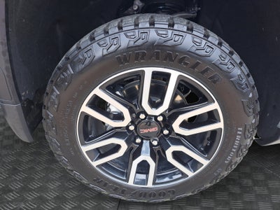 2024 GMC Sierra 1500 4WD Crew Cab Short Box AT4