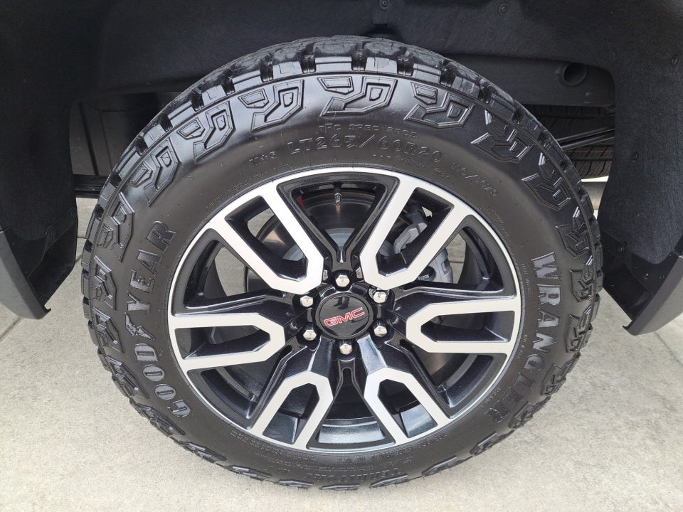 2024 GMC Sierra 1500 4WD Crew Cab Short Box AT4