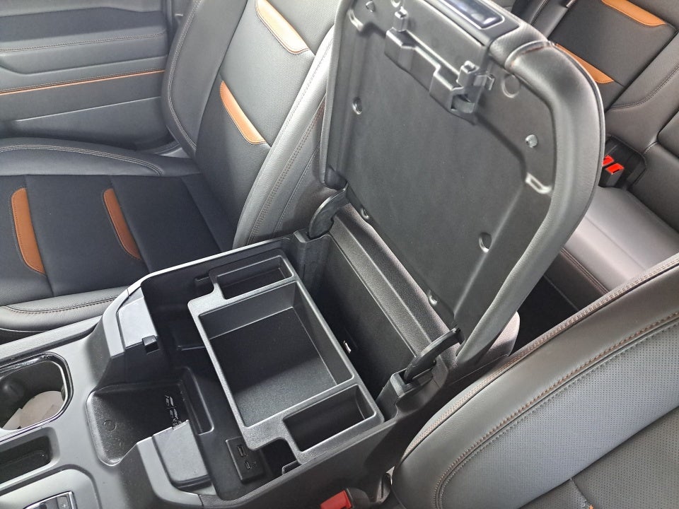 2024 GMC Sierra 1500 4WD Crew Cab Short Box AT4