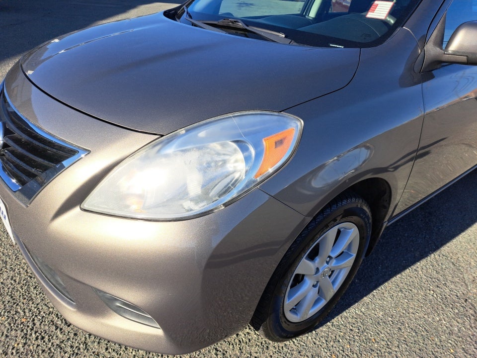 2014 Nissan Versa 1.6 SV