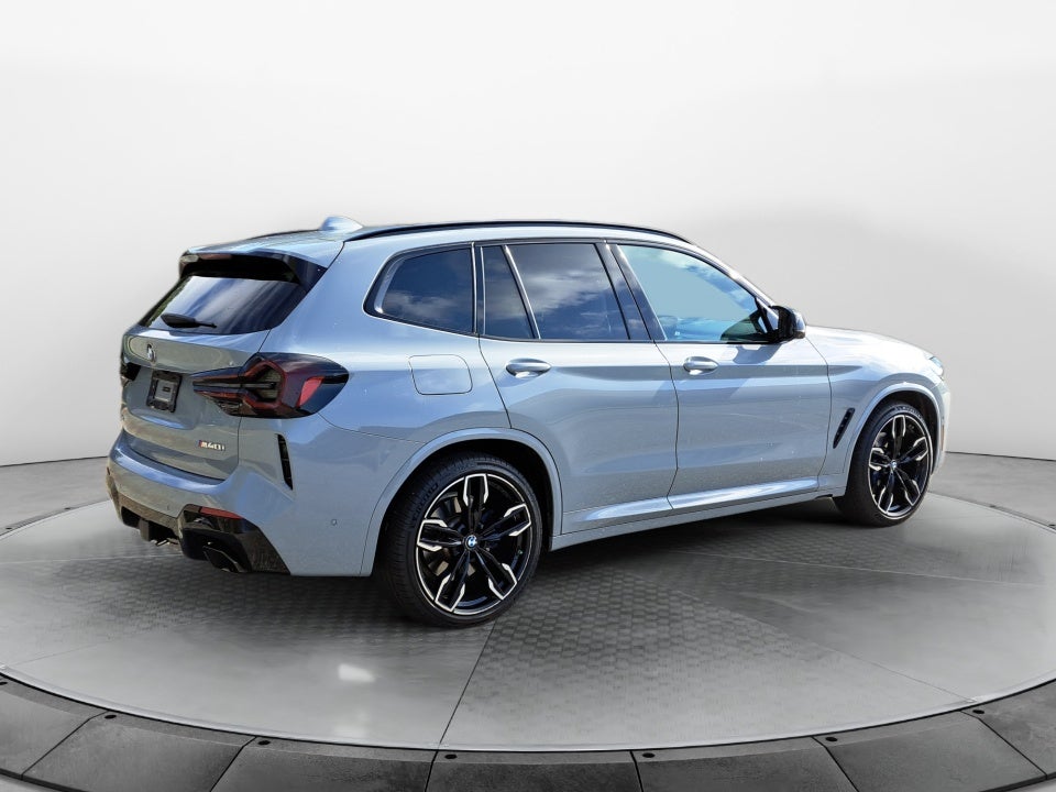 2024 BMW X3 M40i