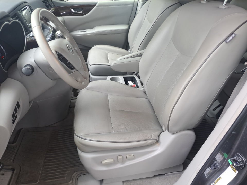 2015 Nissan Quest SV