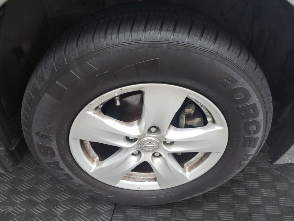 2015 Nissan Quest SV