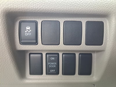 2015 Nissan Quest SV