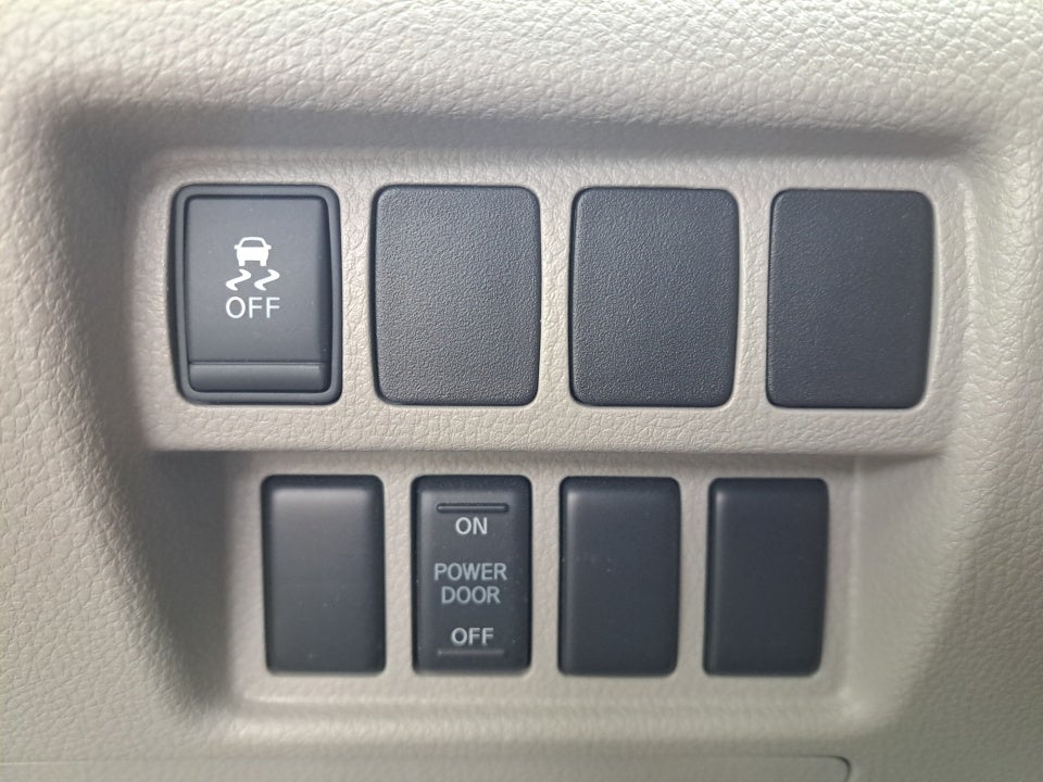 2015 Nissan Quest SV