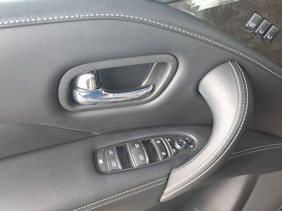 2021 INFINITI QX80 LUXE AWD