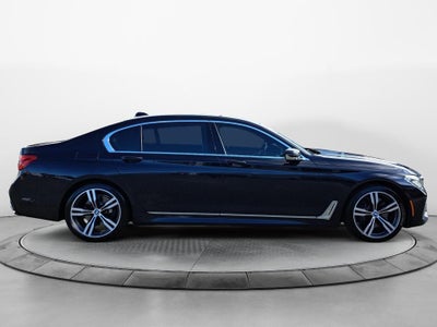 2016 BMW 750i 750i
