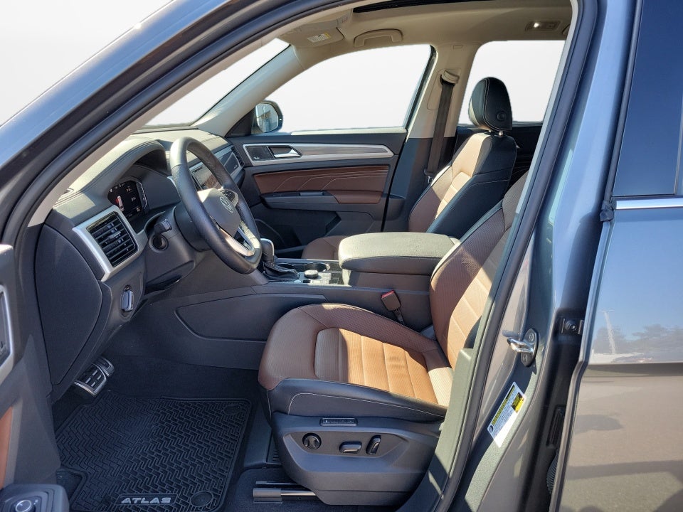 2022 Volkswagen Atlas 3.6L V6 SEL Premium R-Line