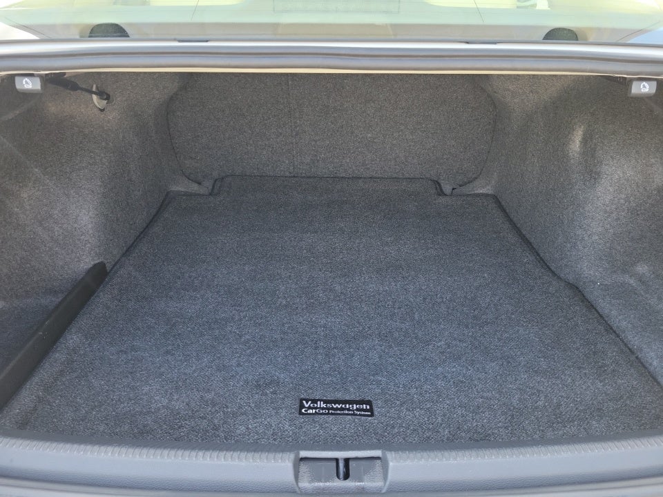 2014 Volkswagen Passat 1.8T SE