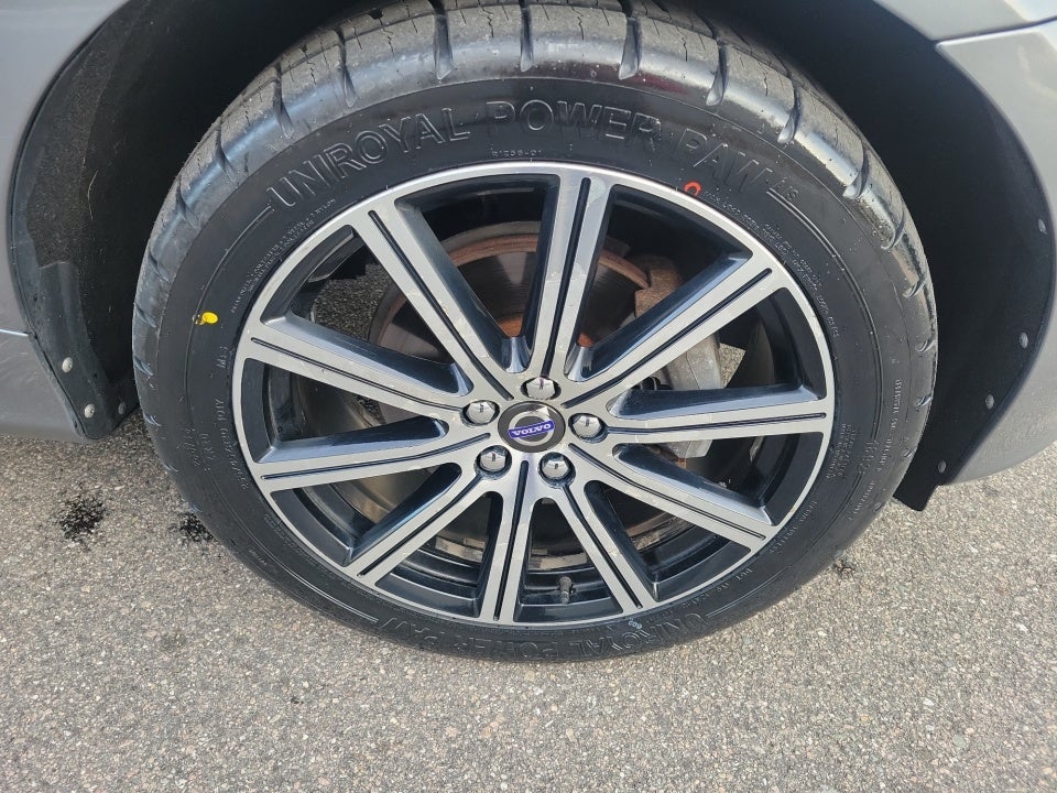 2017 Volvo XC60 T6 Inscription