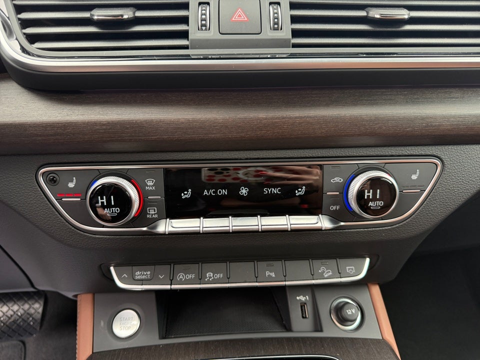 2025 Audi Q5 Premium Plus 45 TFSI S line quattro S tronic