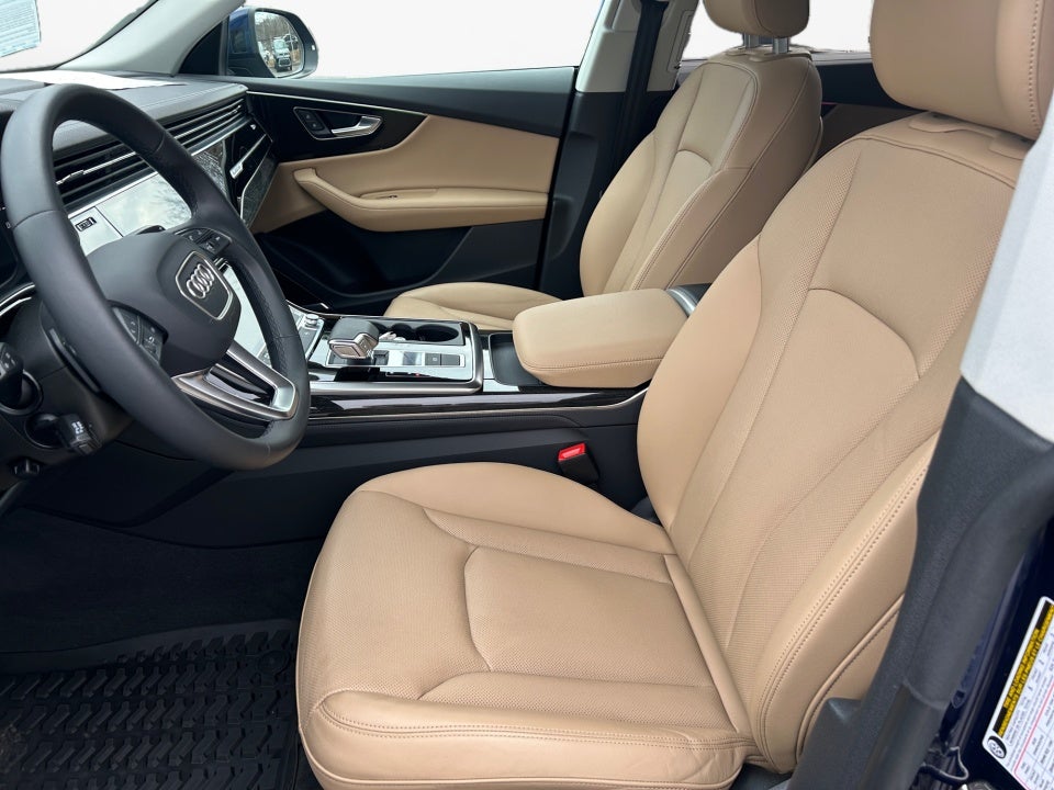 2023 Audi Q8 Premium Plus 55 TFSI quattro Tiptronic