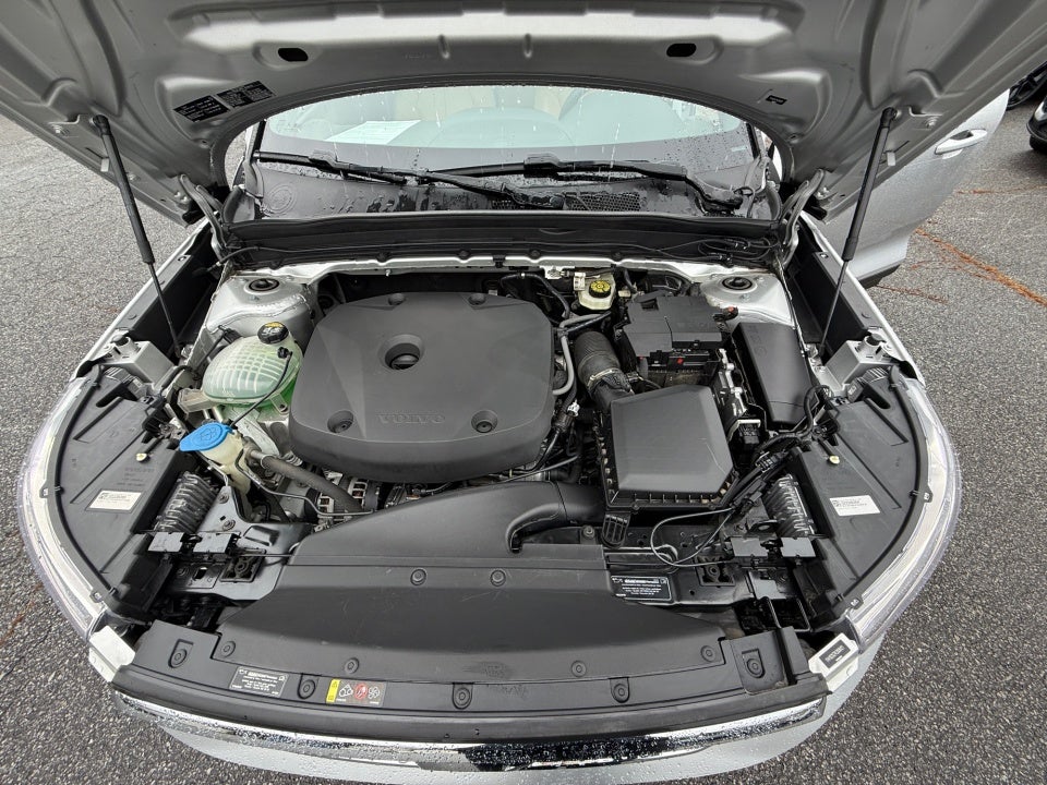 2019 Volvo XC40 T5 Momentum