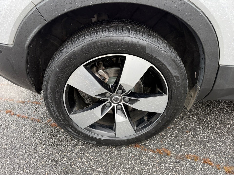 2019 Volvo XC40 T5 Momentum