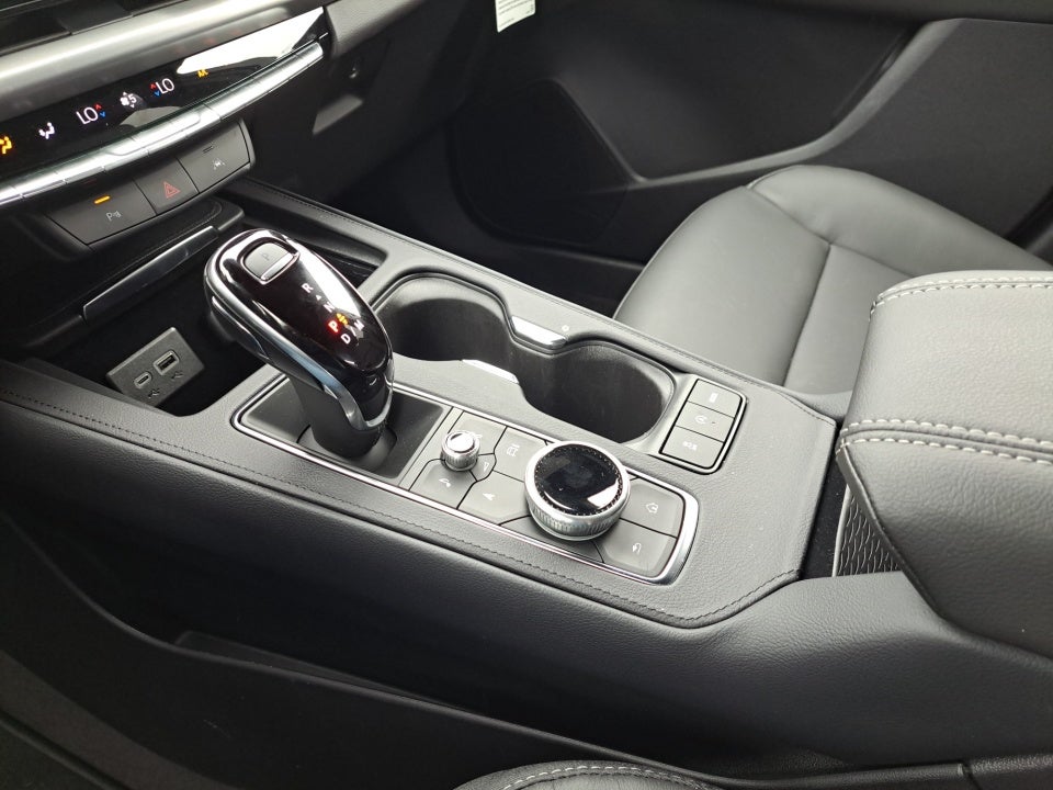 2025 Cadillac XT4 AWD Premium Luxury