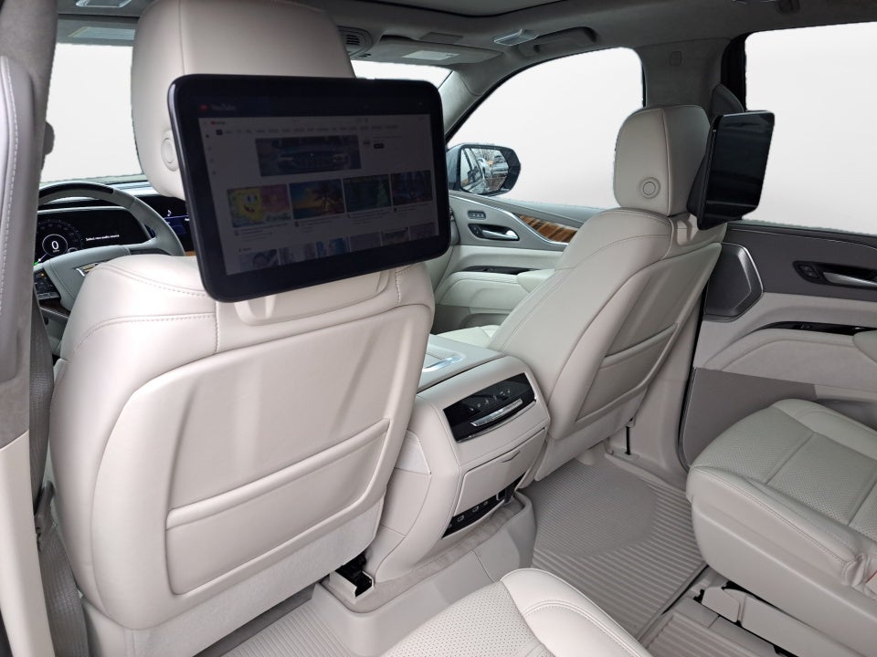 2024 Cadillac Escalade 4WD Sport Platinum