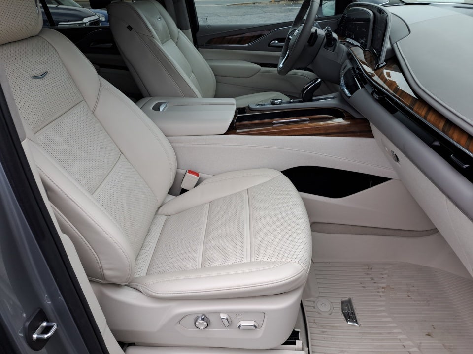 2024 Cadillac Escalade 4WD Sport Platinum