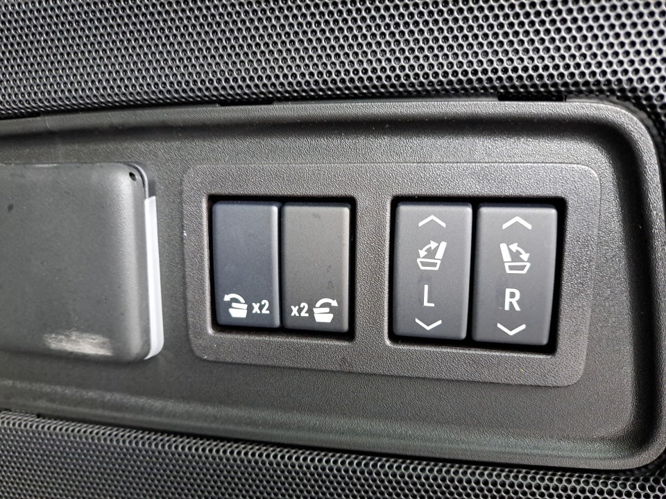 2024 Cadillac Escalade ESV 4WD Premium Luxury