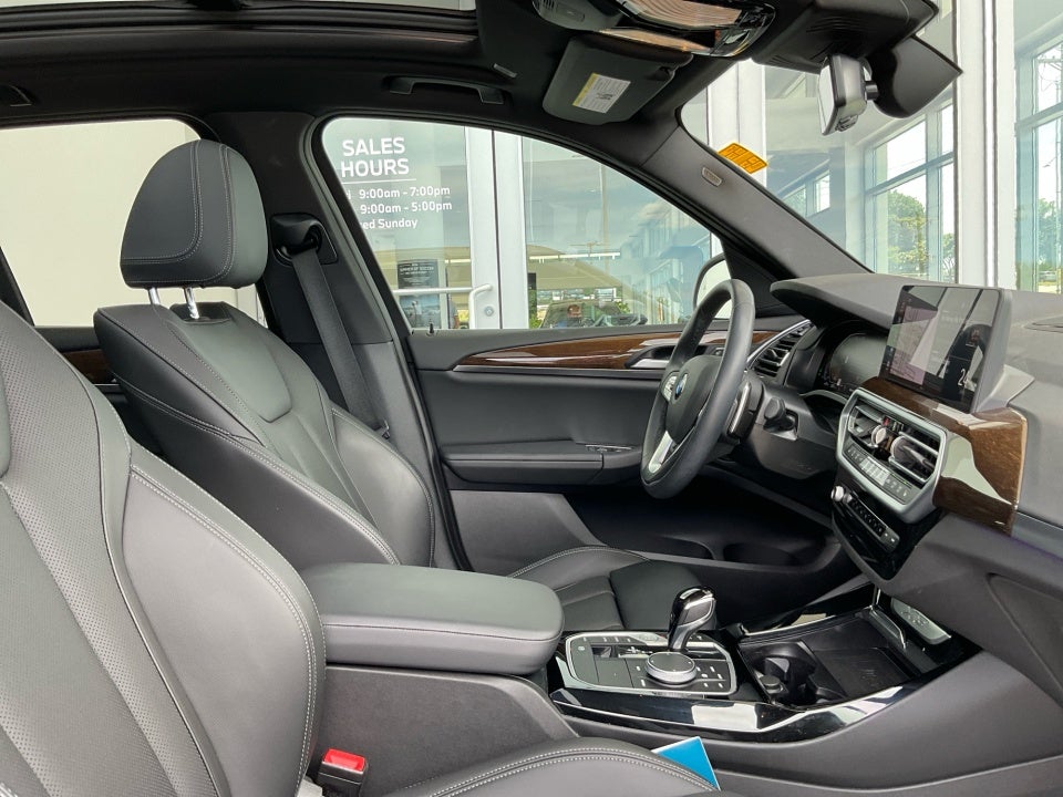 2023 BMW X3 sDrive30i