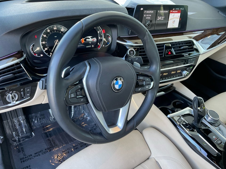 2017 BMW 530i 530i