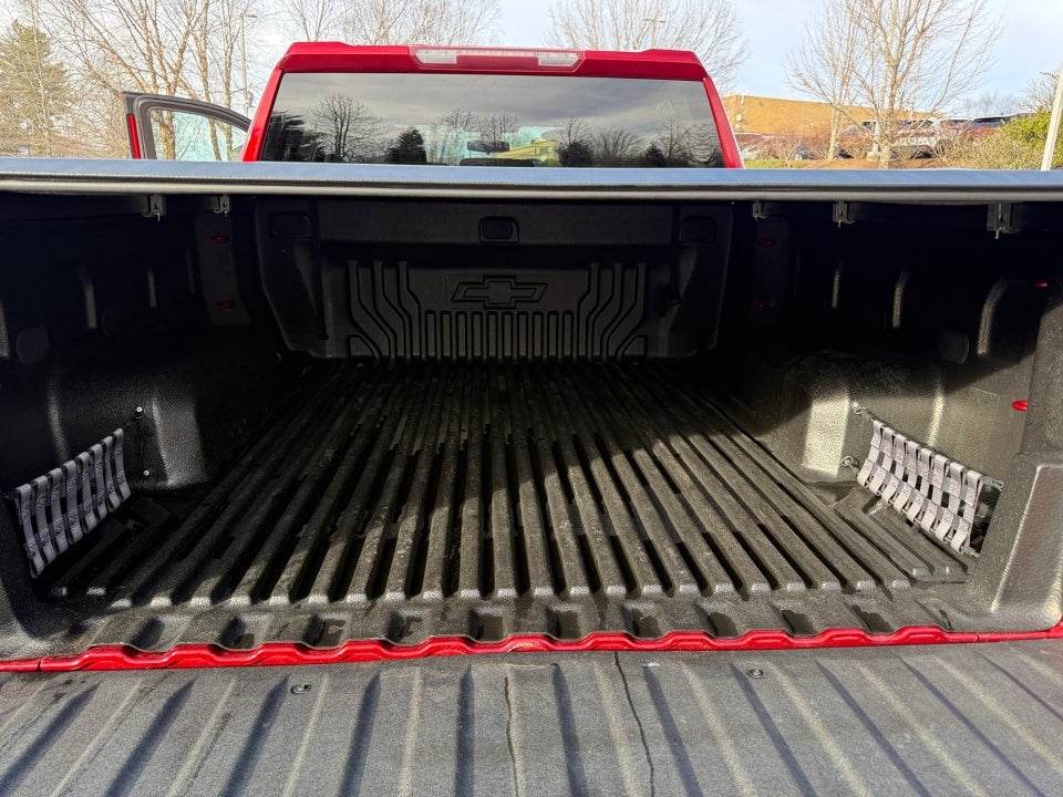 2021 Chevrolet Silverado 1500 4WD Crew Cab Short Bed Custom