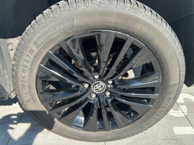 2024 Toyota Venza Nightshade