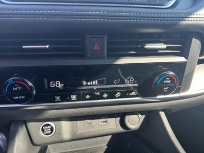 2023 Nissan Rogue SV FWD