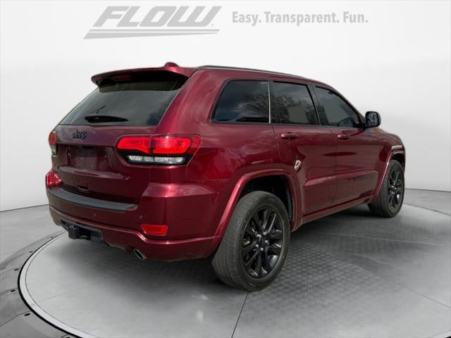 2022 Jeep Grand Cherokee Laredo X 4x4