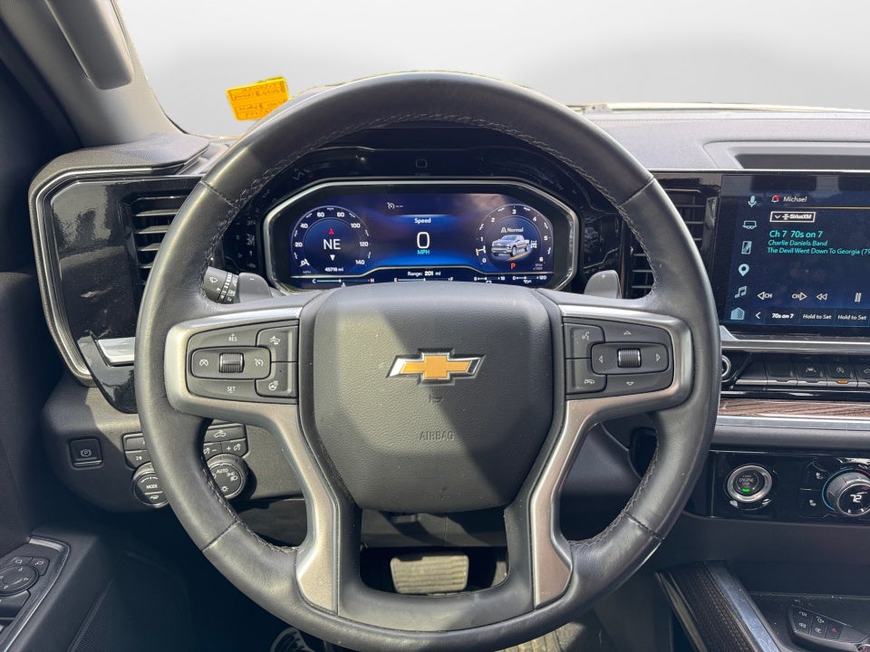 2022 Chevrolet Silverado 1500 4WD Crew Cab Standard Bed LT