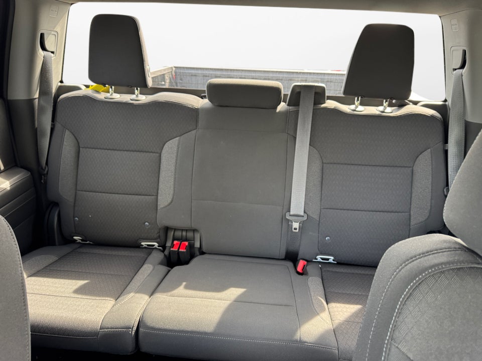 2022 Chevrolet Silverado 1500 4WD Crew Cab Standard Bed LT