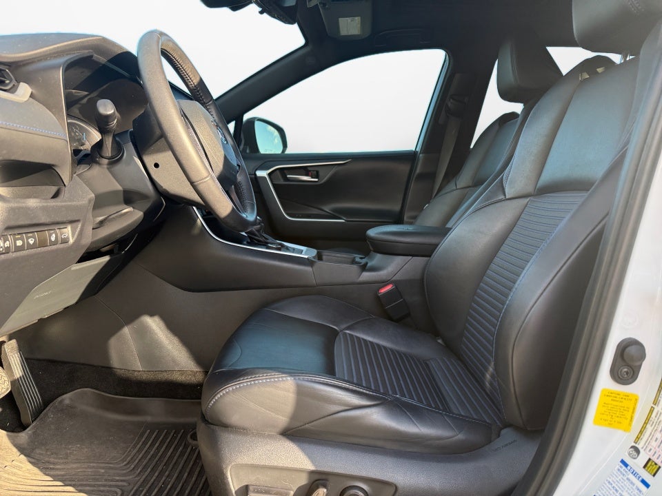 2019 Toyota RAV4 Hybrid XSE