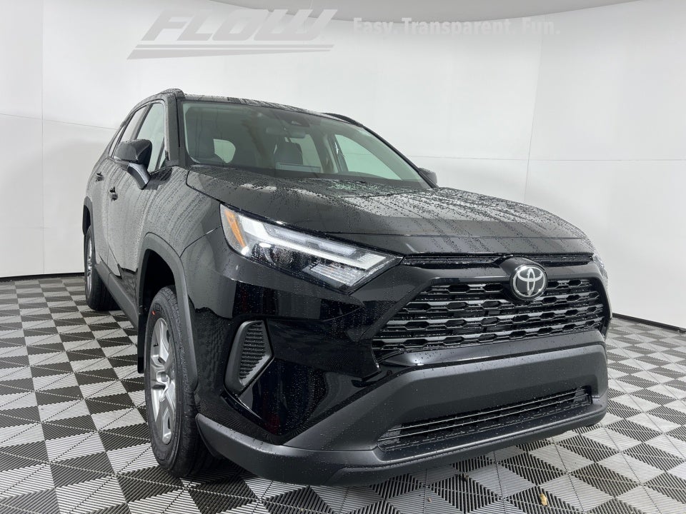2025 Toyota RAV4 XLE