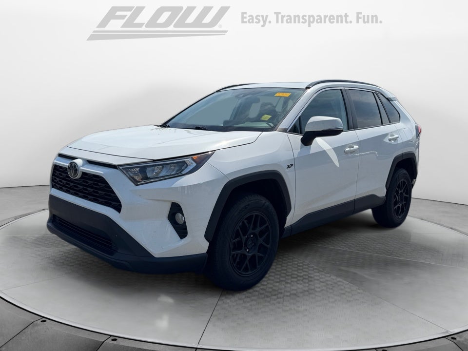 2020 Toyota RAV4 XLE