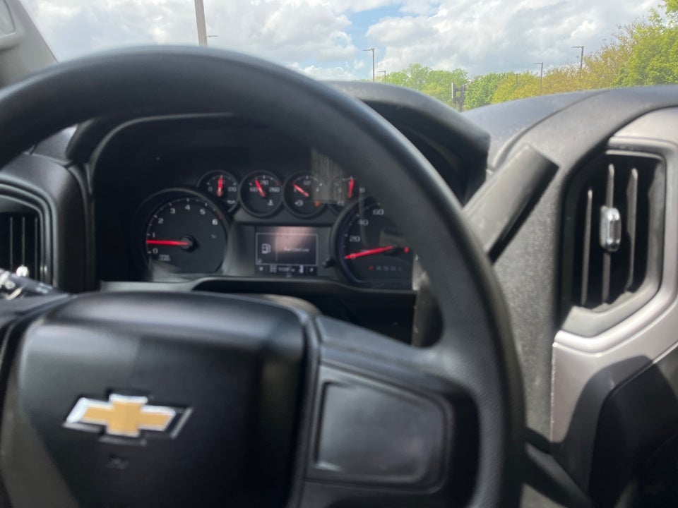 2020 Chevrolet Silverado 4WD Crew Cab Short Bed Custom