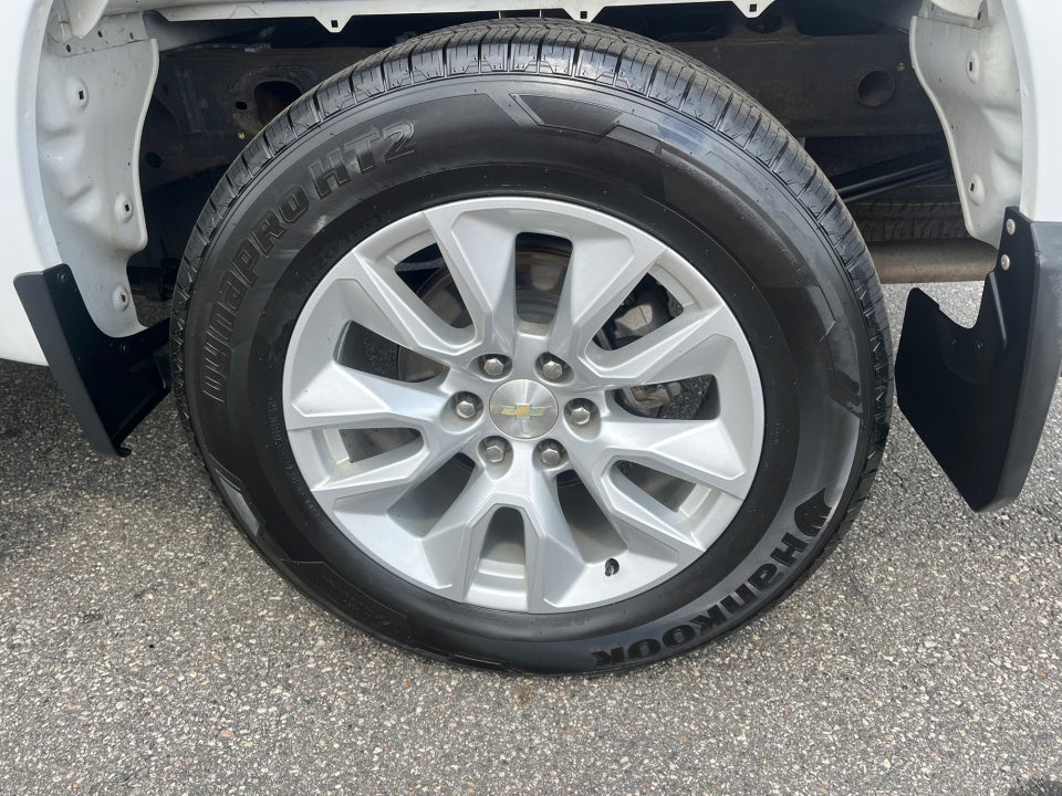 2020 Chevrolet Silverado 4WD Crew Cab Short Bed Custom