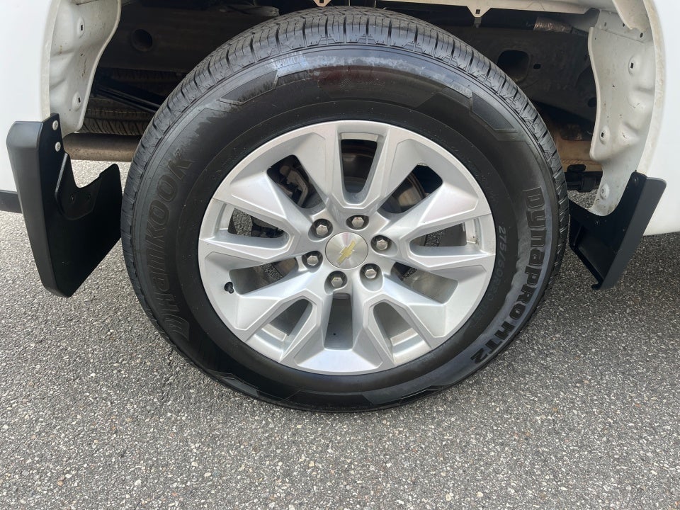 2020 Chevrolet Silverado 4WD Crew Cab Short Bed Custom