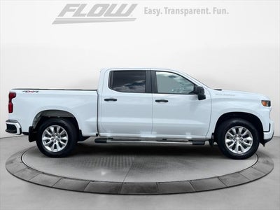 2020 Chevrolet Silverado 4WD Crew Cab Short Bed Custom