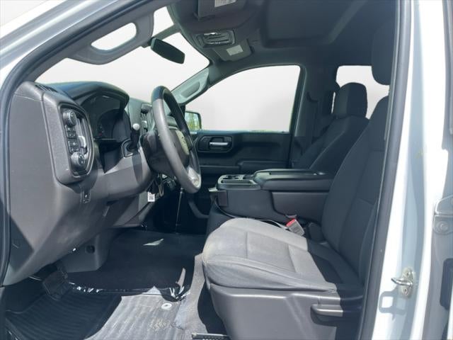 2020 Chevrolet Silverado 4WD Crew Cab Short Bed Custom