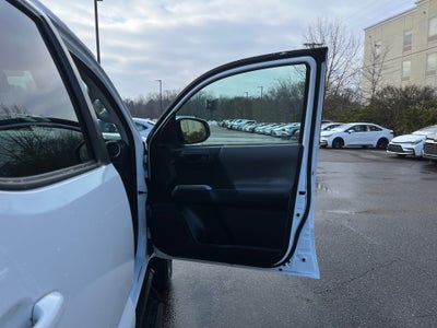 2022 Toyota TACOMA SR5 SR5 V6