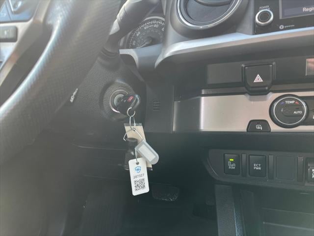 2022 Toyota TACOMA SR5 SR5 V6