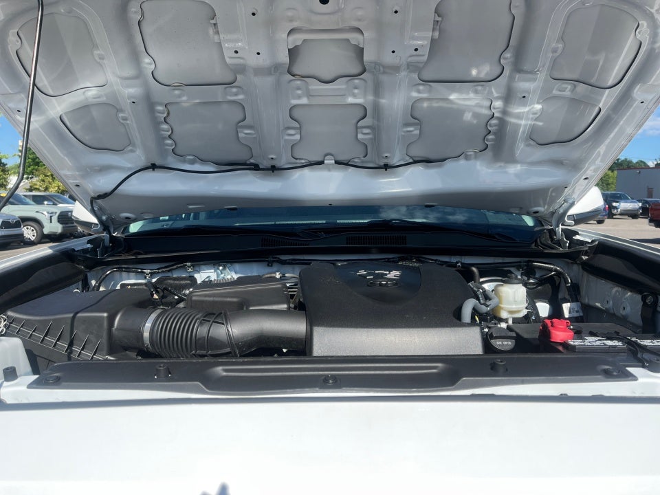 2022 Toyota TACOMA SR5 SR5 V6