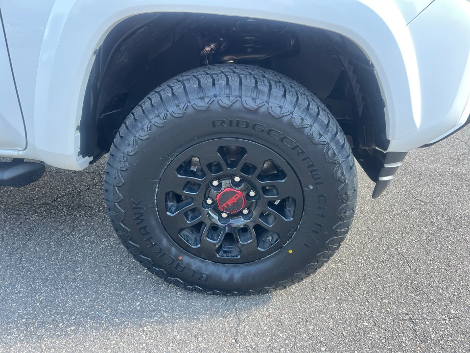 2022 Toyota TACOMA SR5 SR5 V6